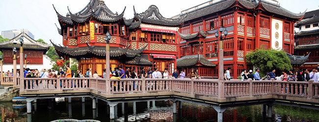 LISA-Sprachreisen-Chinesisch-Shanghai-Stadtansicht-Fluss-Wolkenkratzer-Freizeit-Aktivitaeten-Sightseeing-Yuyuan-gardens