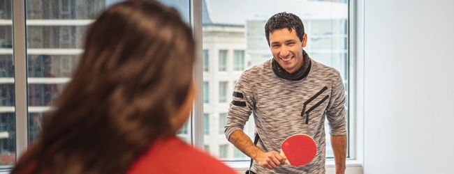 LISA-Sprachreisen-Erwachsene-Englisch-Australien-Melbourne-Sprachschule-Pause-Freizeit-Tischtennis LISA-Sprachreisen-Erwachsene-Englisch-Australien-Melbourne-Sprachschule-Pause-Freizeit-Tischtennis