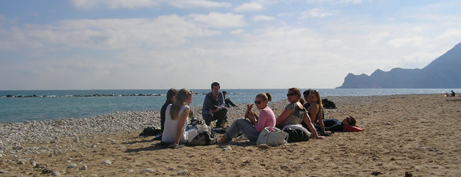 LISA-Sprachreisen-Erwachsene-Spanisch-Spanien-Alicante-Strand-Nachmittag-Freizeit-Meer