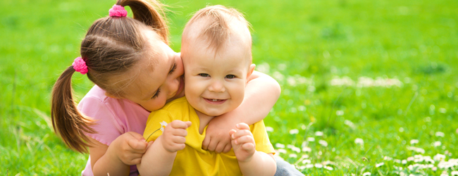 Schöne rumänische Mädchennamen & Jungennamen