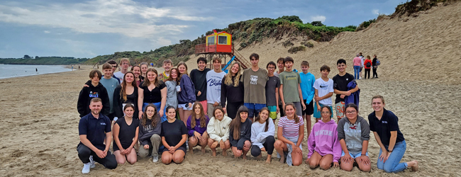 LISA-Sprachreisen-Schueler-Englisch-Irland-Arklow-Strand-Meer-Sand-Sommer-Wellen LISA-Sprachreisen-Schueler-Englisch-Irland-Arklow-Strand-Meer-Sand-Sommer-Wellen