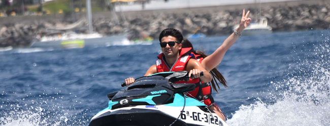 LISA-Sprachreisen-Schueler-Spanisch-Spanien-Gran-Canaria-Freizeit-Sport-Boot-Wasser LISA-Sprachreisen-Schueler-Spanisch-Spanien-Gran-Canaria-Freizeit-Sport-Boot-Wasser